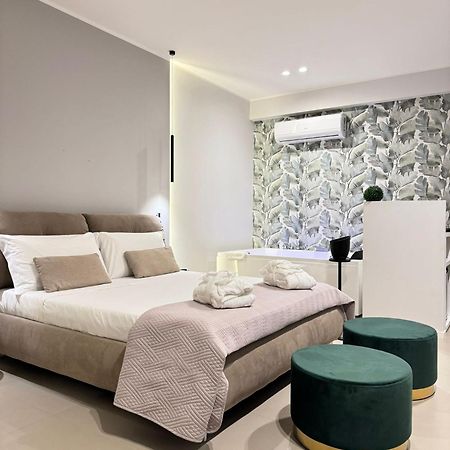 Luxury Apartment - Suite Cavour Bari Exterior photo