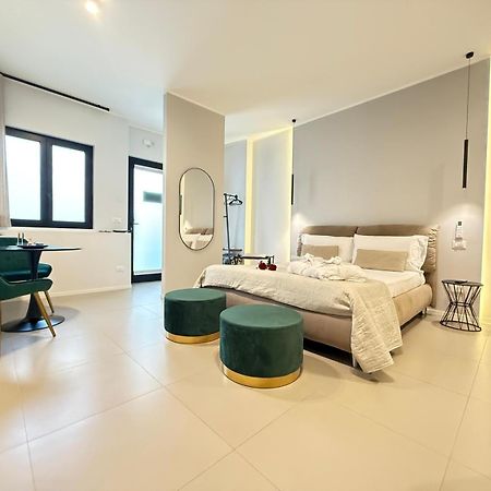 Luxury Apartment - Suite Cavour Bari Exterior photo