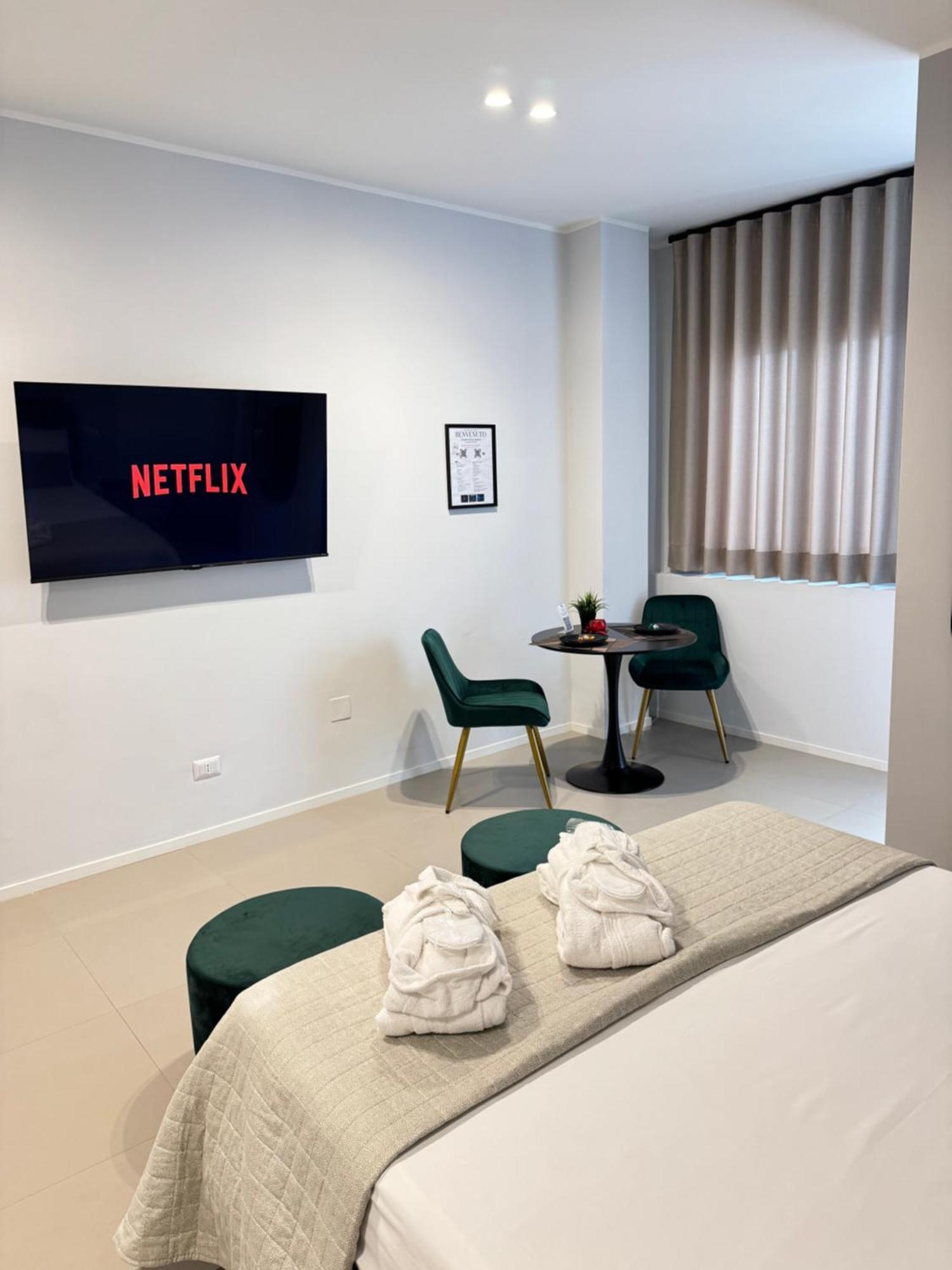 Luxury Apartment - Suite Cavour Bari Exterior photo