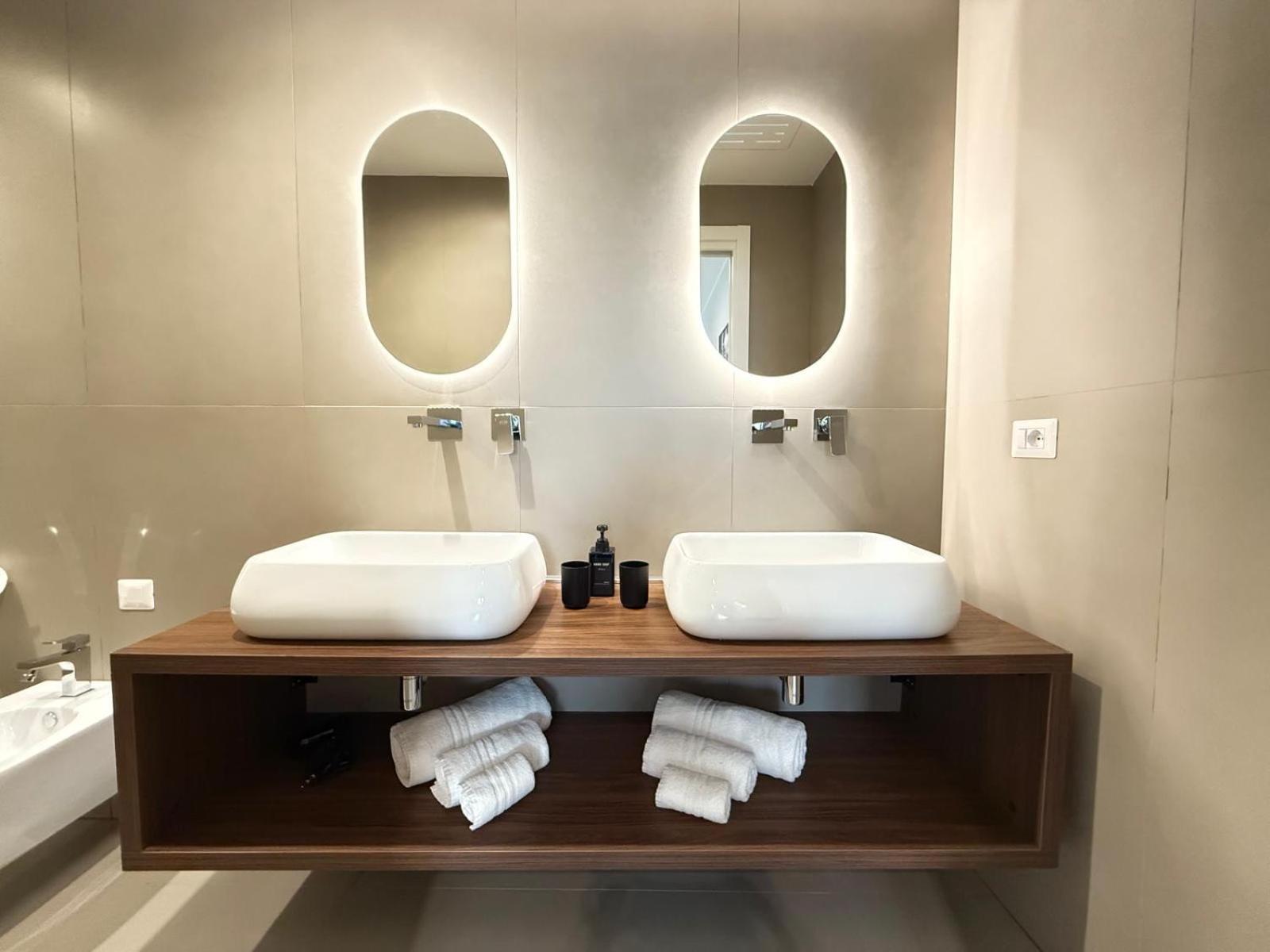 Luxury Apartment - Suite Cavour Bari Exterior photo